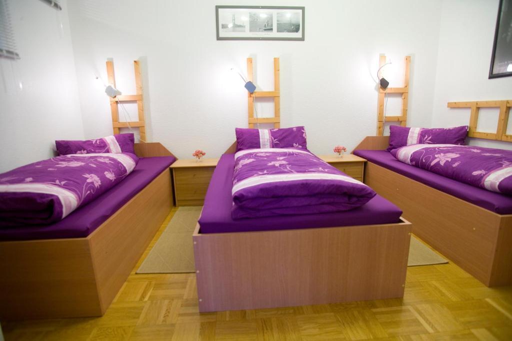 Zimmer Weiss Altenstadt  Quarto foto